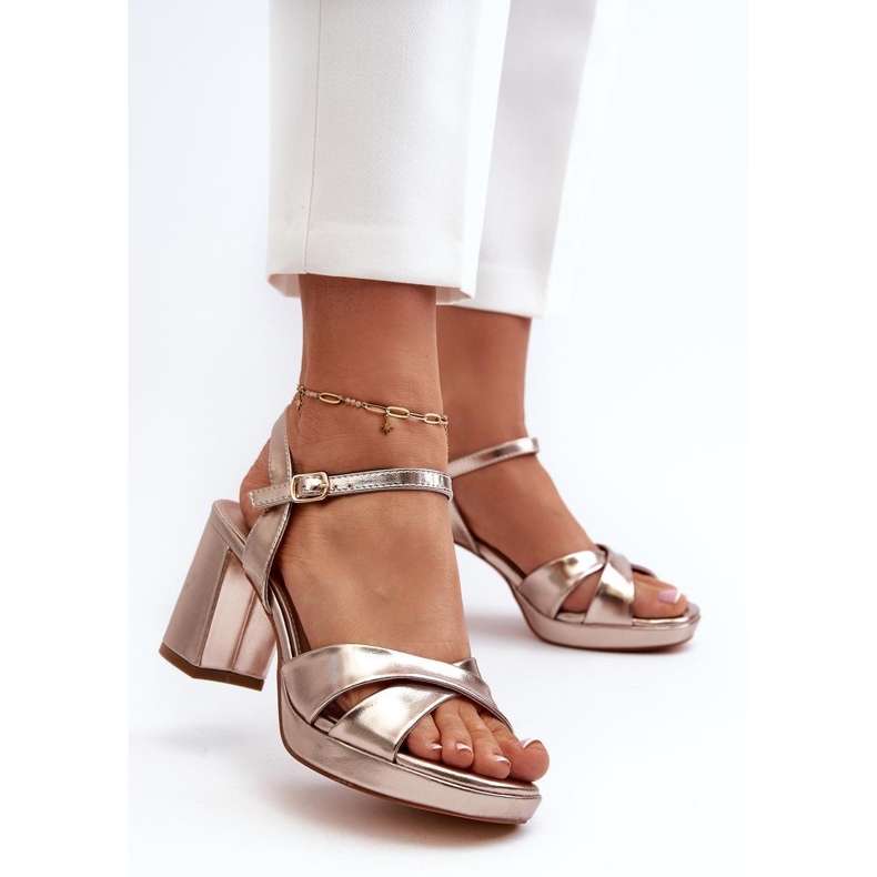 Step in style Sandálias Modelo Jatine 24SD98-6988 Douradas - Entre com estilo amarelo 1 Step in style Sandálias Modelo Jatine 24SD98-6988 Douradas - Entre com estilo amarelo 1