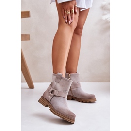 Step in style Botas Modelo Lewski 3610 Cappuccino Camurça - Entre com estilo bege 1 Step in style Botas Modelo Lewski 3610 Cappuccino Camurça - Entre com estilo bege 1