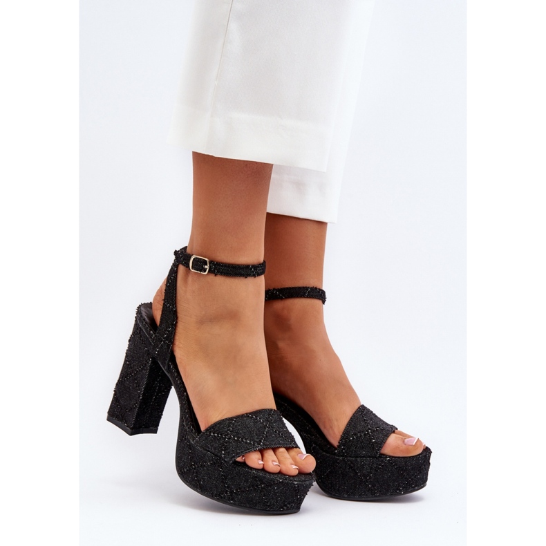 Sandálias femininas da moda feitas de material têxtil preto 1