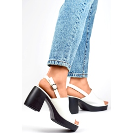 Sandálias Modelo GD-FL1630W Brancas branco 1