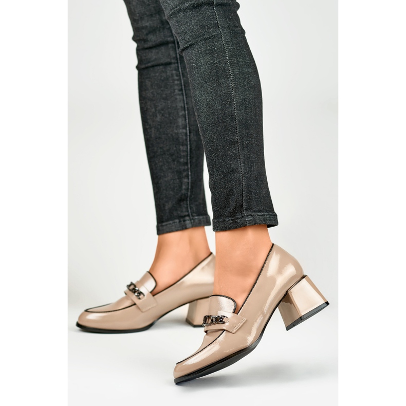 Sapatos femininos com corrente GD-FL470BE, bege 2 Sapatos femininos com corrente GD-FL470BE, bege 2