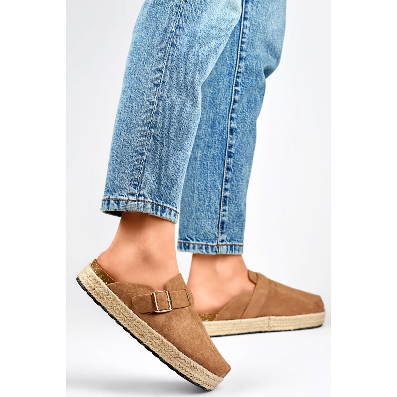 Slides femininos DM802KH castanho claro 1