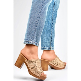 Chinelos femininos C388BE, bege 1