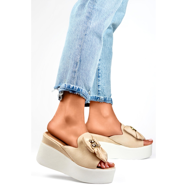 Chinelos Sandália Modelo 8082BE Bege 1 Chinelos Sandália Modelo 8082BE Bege 1