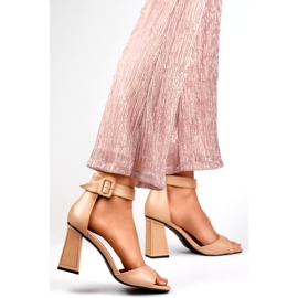 Sandálias Femininas X8195NU bege 1