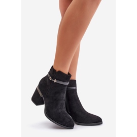 Botas femininas isoladas de salto alto com alça decorativa Vinceza 16446 pretas preto 1