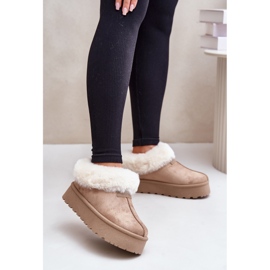 Botas de neve com cano baixo com pele na plataforma Eco Suede Dark Beige Neathoria bege 2