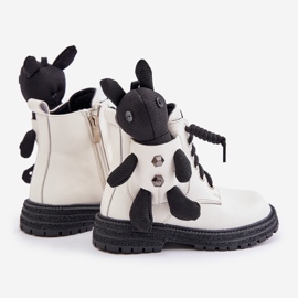 Botas infantis isoladas de couro com zíper e ursinho de pelúcia Vinceza 36261 branco 2