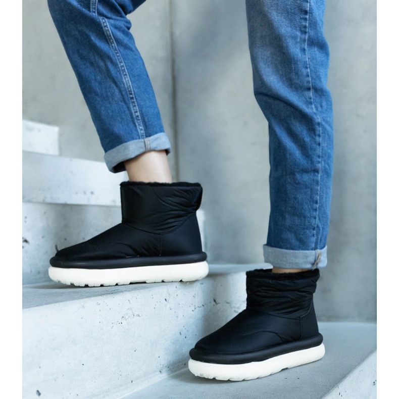 Botas pretas de neve quentes na plataforma Cores preto 1