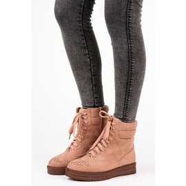 Vices Botas amarradas na plataforma rosa 1