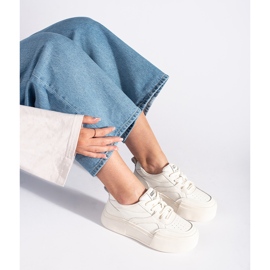 Calçado desportivo feminino branco com sola alta 2