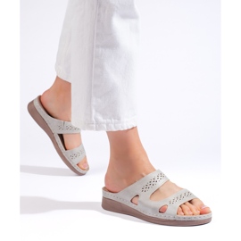 Chinelos femininos cinza confortáveis 1