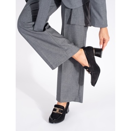 Sapatos femininos de camurça com salto grosso preto 2 Sapatos femininos de camurça com salto grosso preto 2