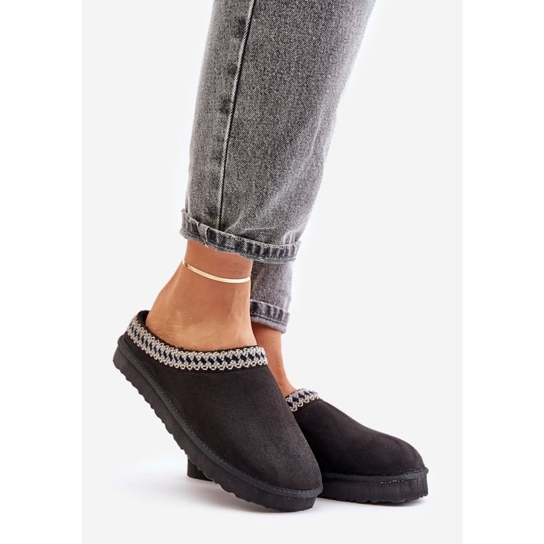 Sapatos confortáveis ​​para casa Chinelos femininos com bordado Inblu FX000021 Preto 1