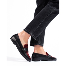 Botas baixas pretas e bordô com pele preto 1