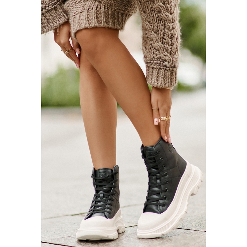 Tênis isolados de couro em plataforma enorme Big Star OO274A599 preto 2