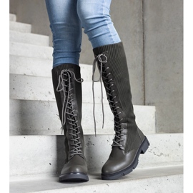 Botas verdes com cano flexível da Veradi 1