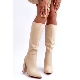 Botas de couro bege femininas 5