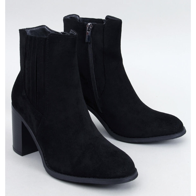 Noriega Botins de salto alto em camurça preta preto 1