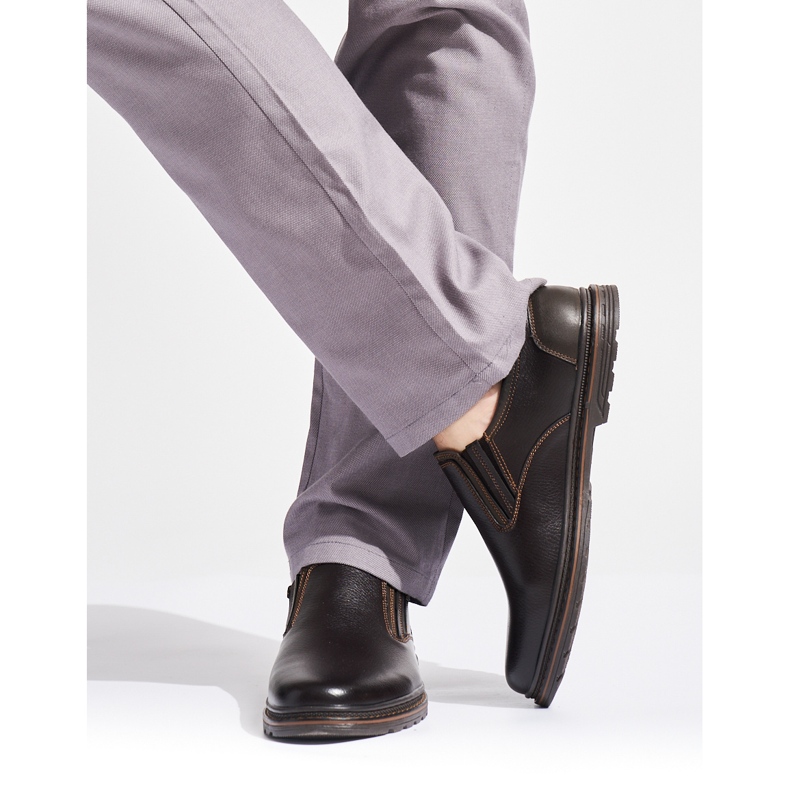 Sapatos masculinos castanhos escuros 1