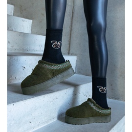 Botas de neve com plataforma verde com cano baixo e padrão Greene bordado 1