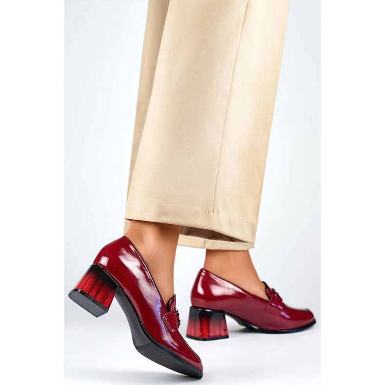 Sapatos femininos de salto baixo envernizados bordô GD-FL478-BUR vermelho 2