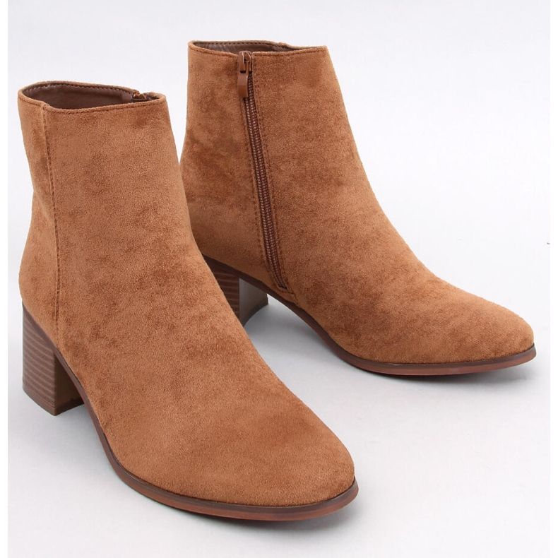 Botins clássicos de salto alto Annie Camel marrom 1