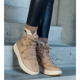 Botins Rosemarie bege com sola grossa 2 Botins Rosemarie bege com sola grossa 2