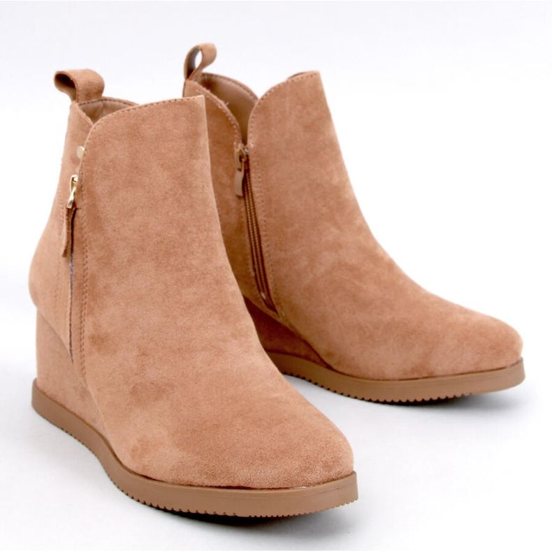 Botins Paxten Camel camurça com cunha castanho 1 Botins Paxten Camel camurça com cunha castanho 1