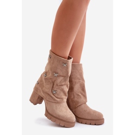 Botins decorados com cano levantado e salto alto, Bege Esadora 1 Botins decorados com cano levantado e salto alto, Bege Esadora 1