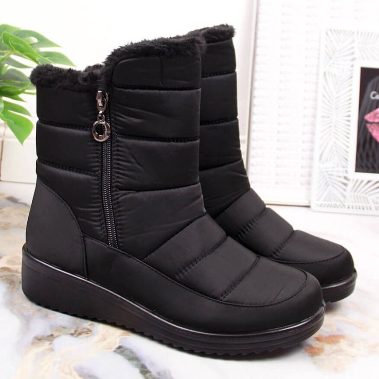 Botas de neve isoladas com fecho NEWS W EVE377A preto 1