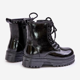 Botas envernizadas isoladas para menina com zíper preto Novita preto 2 Botas envernizadas isoladas para menina com zíper preto Novita preto 2
