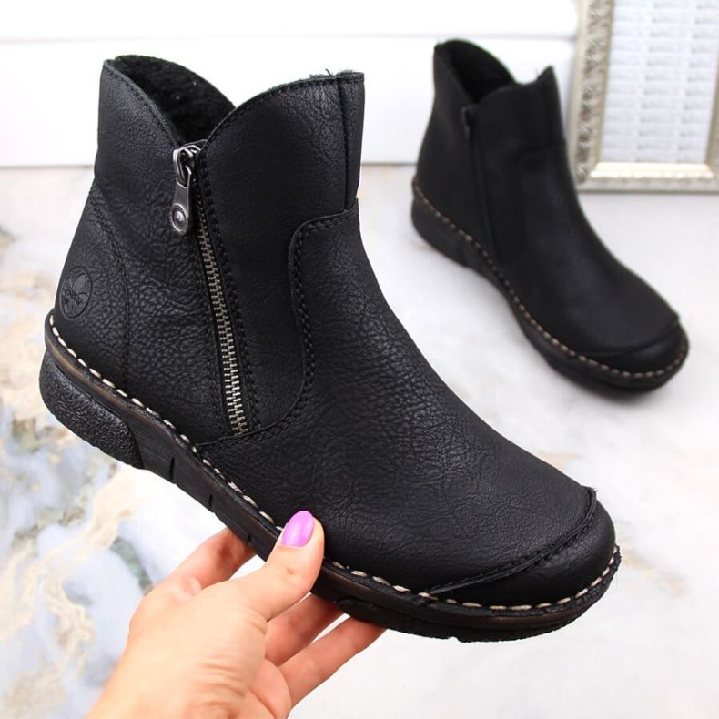 Botas confortáveis com isolamento Rieker W RKR612 pretas preto 2 Botas confortáveis com isolamento Rieker W RKR612 pretas preto 2
