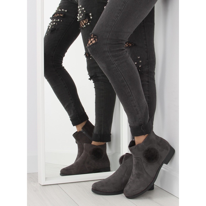 Botas femininas cinza X-15 cinza com pompom 2