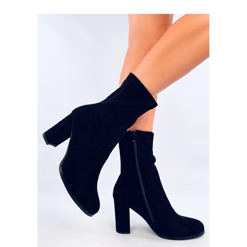 Poulter Botins de camurça preto - Inello 1