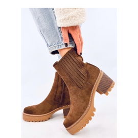 Botas Chelsea com salto alto castanho 1 Botas Chelsea com salto alto castanho 1