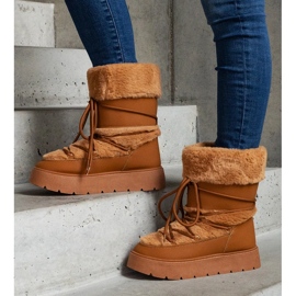 Botas de neve marrons, isoladas e deslizantes para mulheres, decoradas com pele marrom 1