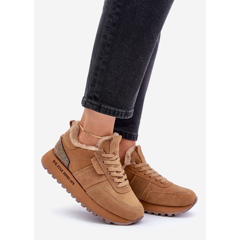 Tênis feminino de camurça com pele e elemento brilhante Big Star OO274578 Hi-Poly System Camel marrom 1