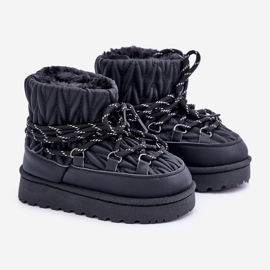 Botas de neve infantis isoladas com pêlo grosso, pretas preto 1