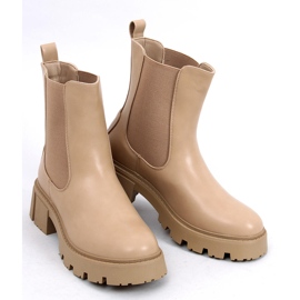 Botas Chelsea com cano alto e pele bege cáqui 1