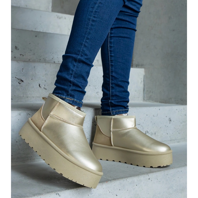 Botas douradas de neve baixas na plataforma dourado 1