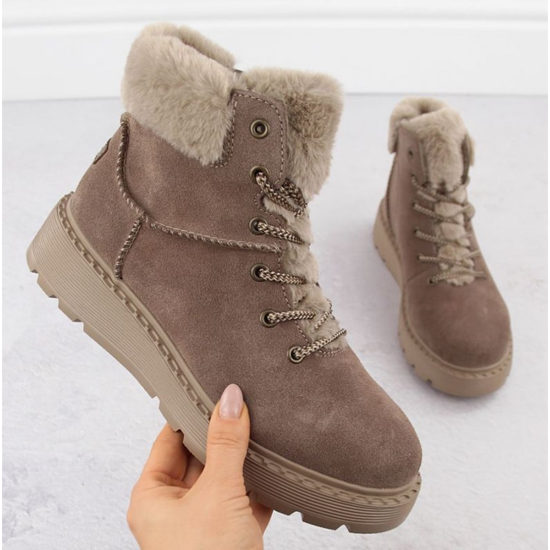 Botins Rieker 70402-24 bege com pelo 1