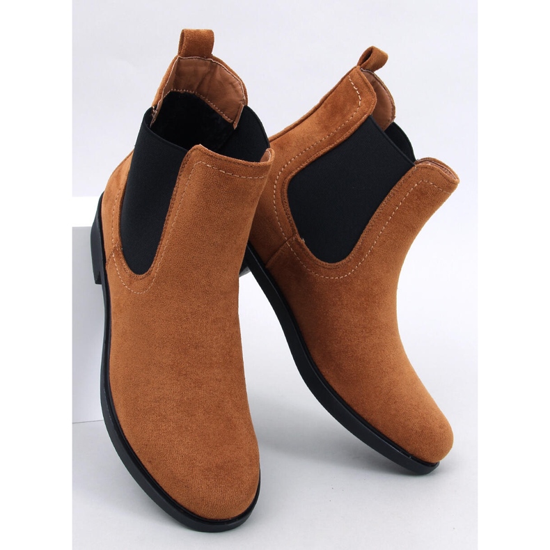Botas Chelsea femininas de camurça com elástico marrom 1