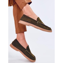 Mocassins femininos macios em verde 2