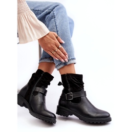 Erynn Botas rasas femininas com fivela, pretas preto 3