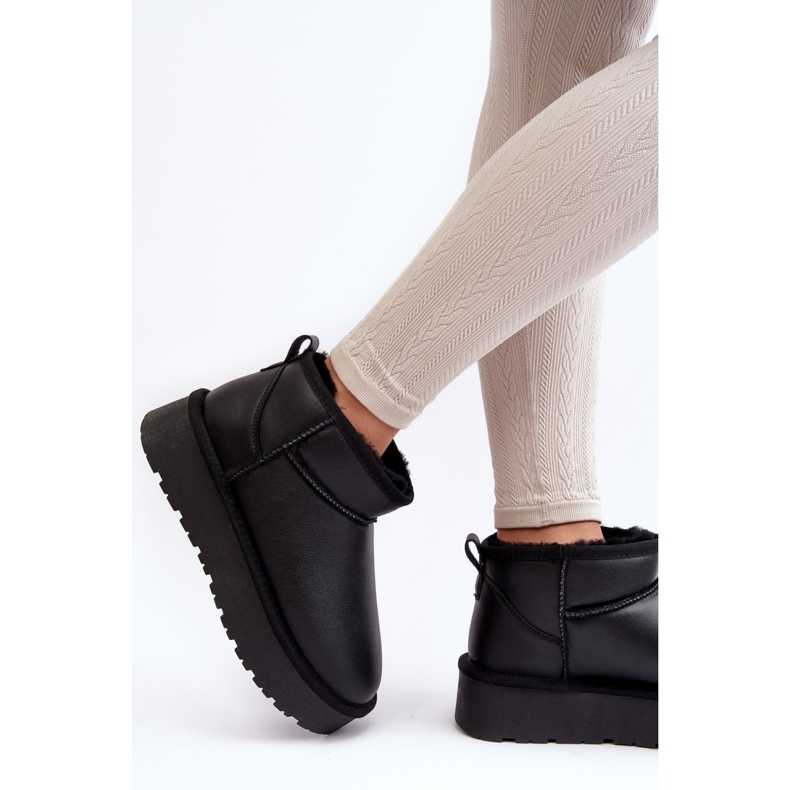 Botas de neve de couro preto com forro de pele 2 Botas de neve de couro preto com forro de pele 2