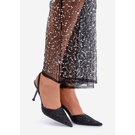 Salto alto com salto aberto decorado com glitter preto 1