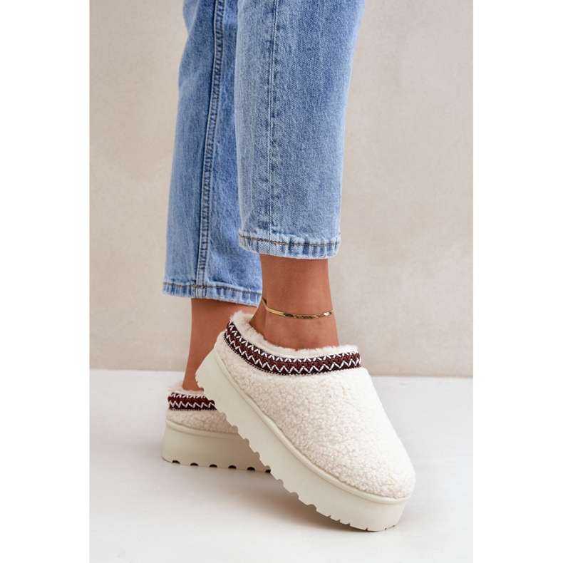 Botas femininas de neve com plataforma bege 1