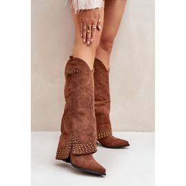 Botas femininas marrons com parte superior decorativa castanho 1