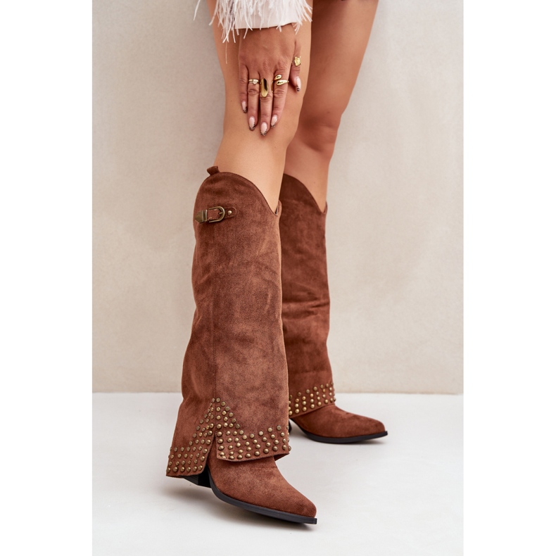 Botas femininas marrons com parte superior decorativa marrom 1